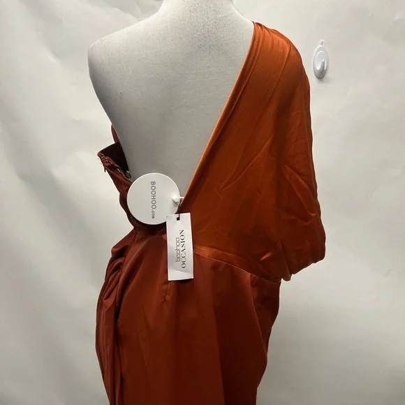 Boohoo Occasion One Shoulder Drape Maxi Dress - Picture 7 of 9